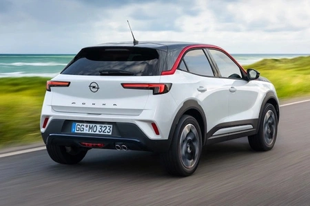 Location Opel - Louer une Opel Pas Cher | Roadstr