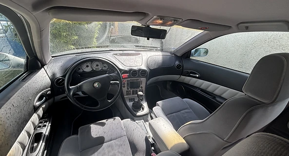 location-ALFA ROMEO-Solliès-Pont-roadstr