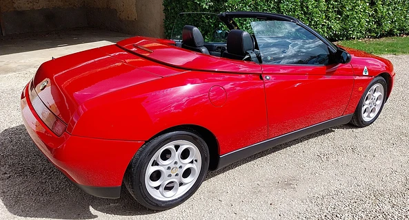 location-ALFA ROMEO-Aslonnes-roadstr