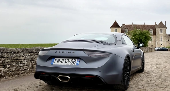 location-ALPINE-Beaune-roadstr