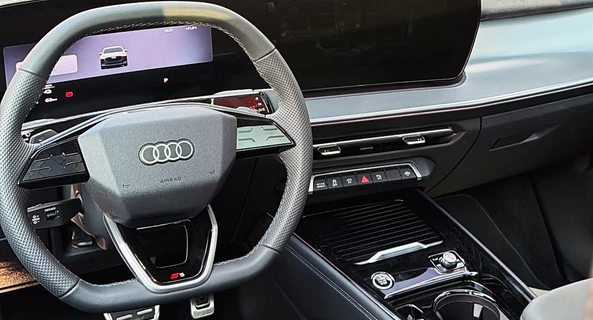 location-AUDI-Paris-roadstr