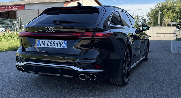 location-AUDI-Montélimar-roadstr