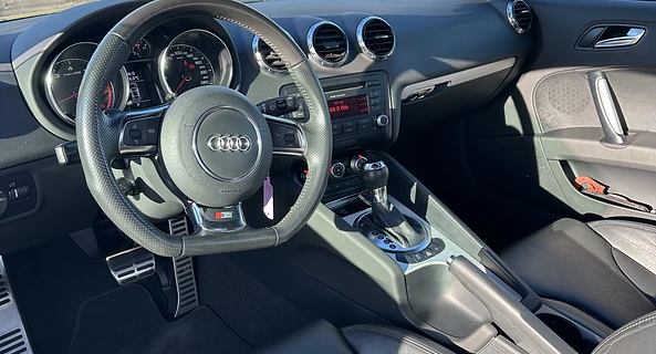 location-AUDI-Auxerre-roadstr