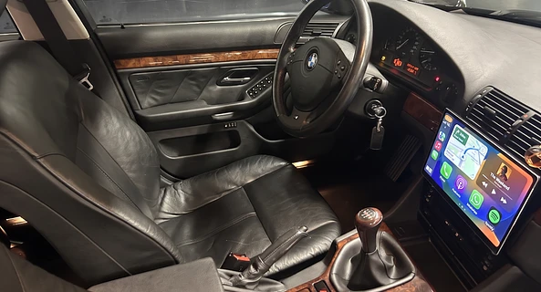 location-BMW-Saint-Maurice-roadstr