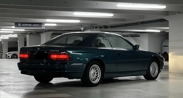 location-BMW-Courbevoie-roadstr