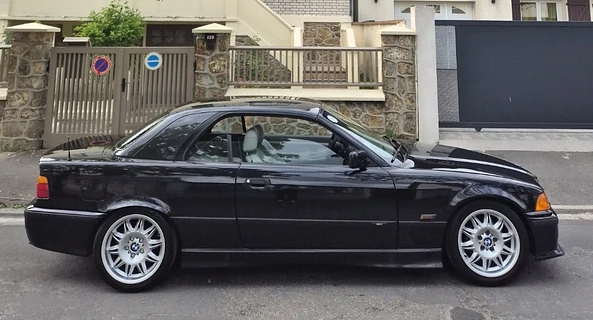 location-BMW-Paris-roadstr