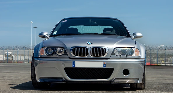 location-BMW-Marquefave-roadstr