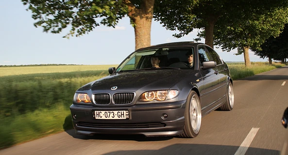location-BMW-Paris-roadstr