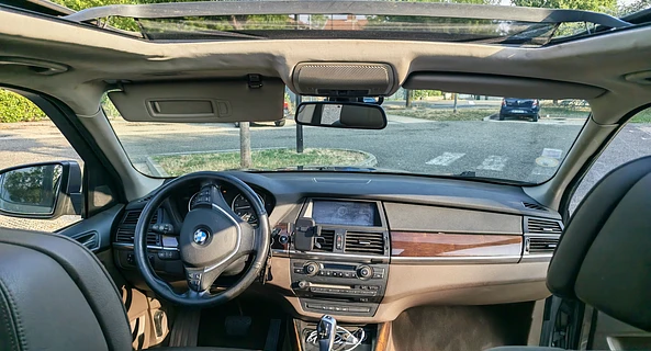 location-BMW-Lyon-roadstr