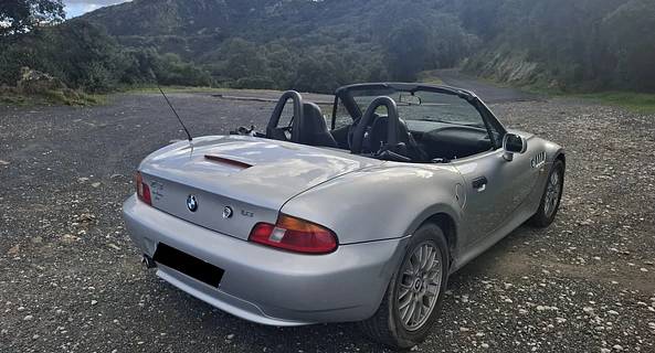 location-BMW-Corneilla-del-Vercol-roadstr
