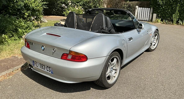 location-BMW-Yerres-roadstr