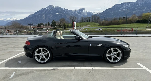 location-BMW-Bonneville-roadstr