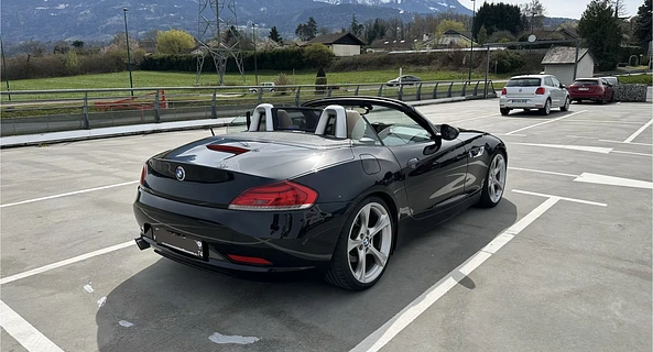 location-BMW-Bonneville-roadstr