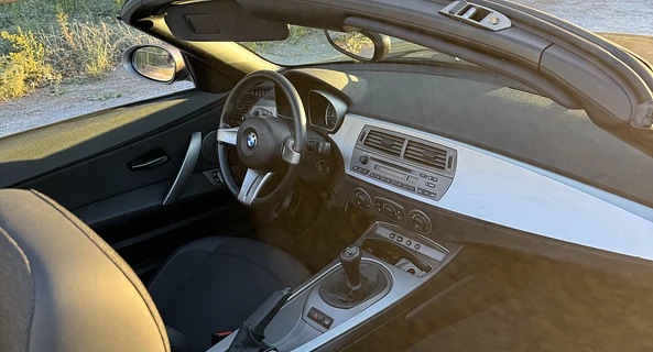 location-BMW-Prades-le-Lez-roadstr