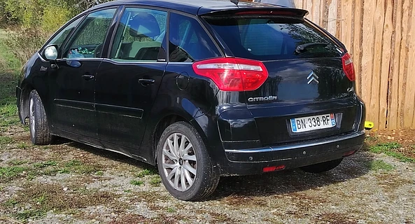 location-CITROEN-Najac-roadstr