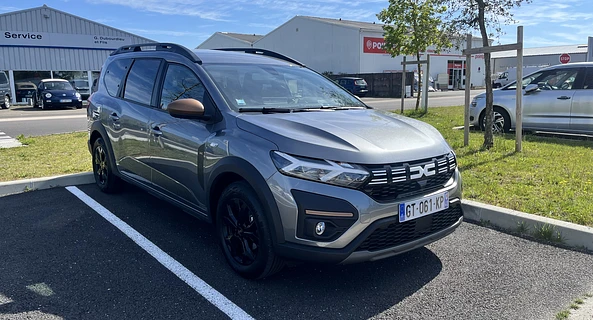 location-DACIA-Bordeaux-roadstr