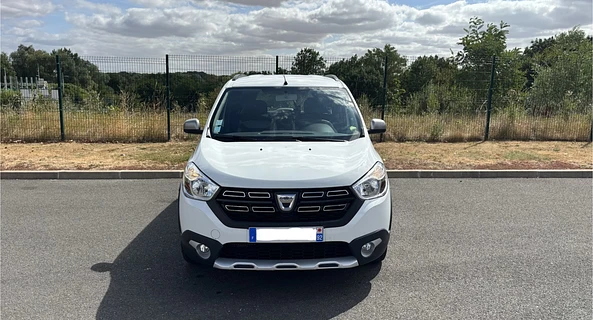 location-DACIA-Goussainville-roadstr