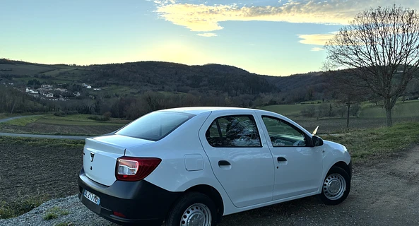 location-DACIA-Riom-roadstr