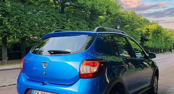 location-DACIA-Bourg-la-Reine-roadstr