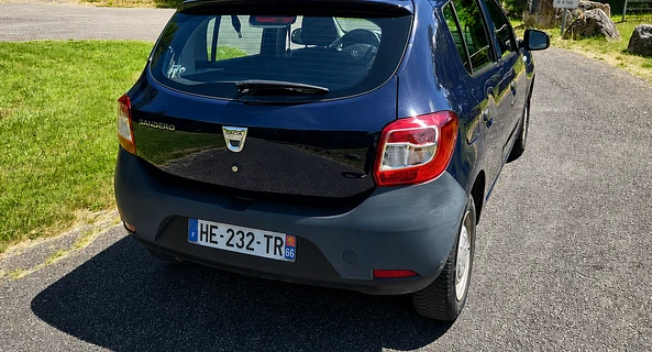 location-DACIA-Tauriac-roadstr