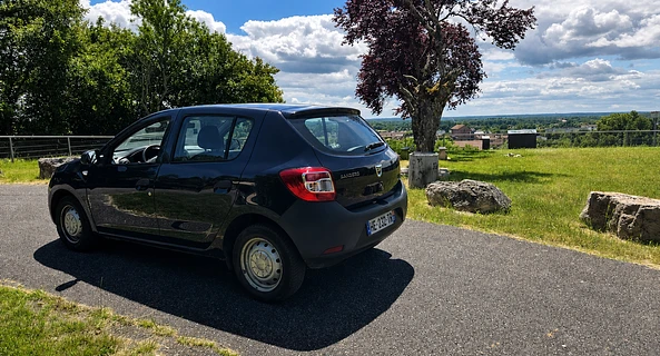 location-DACIA-Tauriac-roadstr