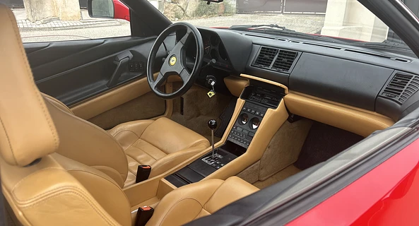 location-FERRARI-Polminhac-roadstr