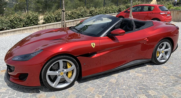 location-FERRARI-La Cadière-d'Azur-roadstr