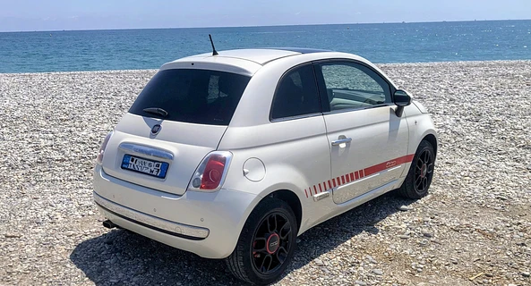 location-FIAT-Menton-roadstr