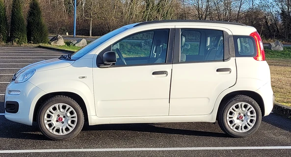 location-FIAT-Village-Neuf-roadstr