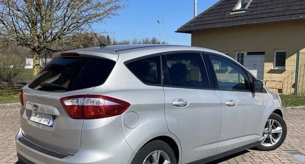 location-FORD-Ajaccio-roadstr
