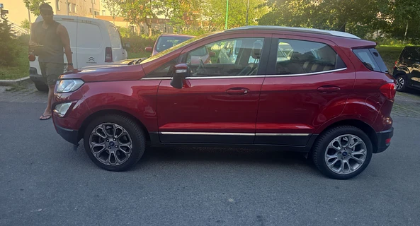 location-FORD-Évry-Courcouronnes-roadstr