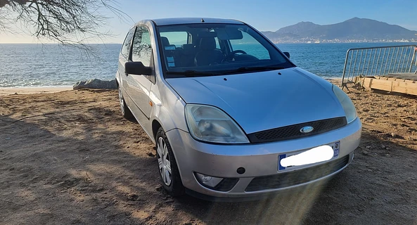 location-FORD-Ajaccio-roadstr