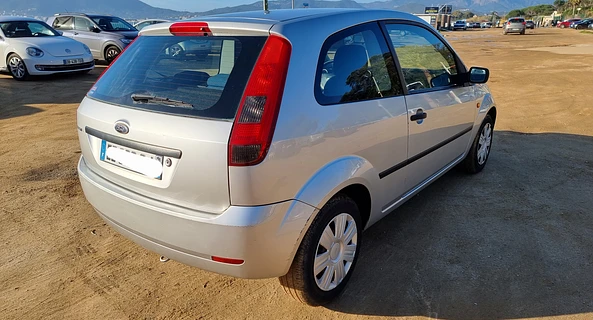 location-FORD-Ajaccio-roadstr