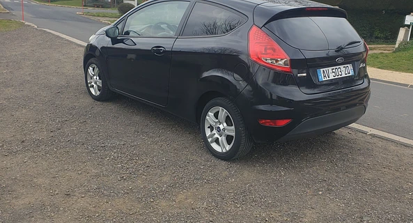location-FORD-Clermont-Ferrand-roadstr