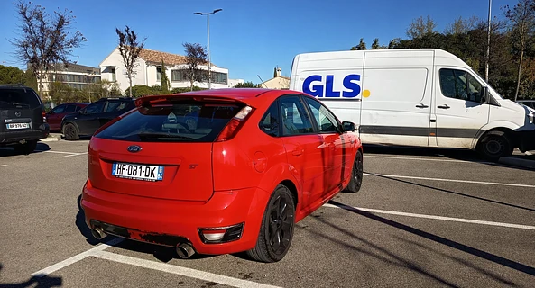 location-FORD-Monteux-roadstr