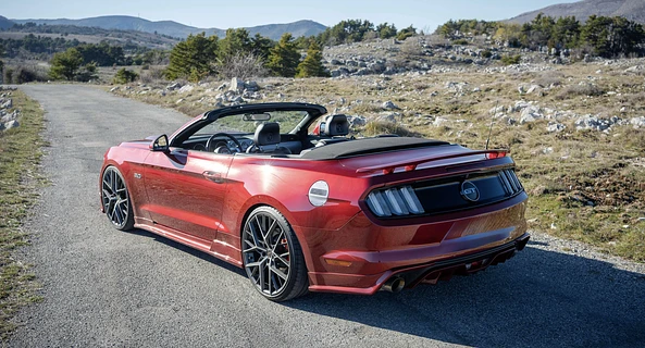 location-FORD-Nice-roadstr
