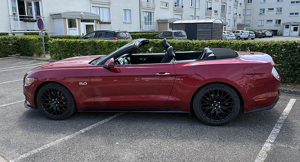 location-FORD-Dives-sur-Mer-roadstr