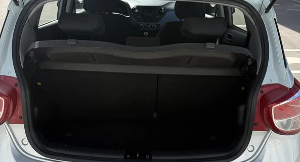 location-HYUNDAI-Bordeaux-roadstr