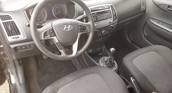 location-HYUNDAI-Nevers-roadstr