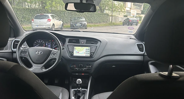 location-HYUNDAI-Vélizy-Villacoublay-roadstr