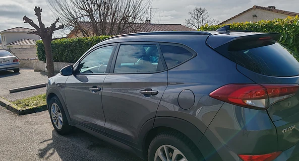location-HYUNDAI-Beauregard-Baret-roadstr