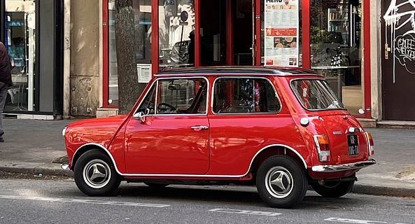location-INNOCENTI-Paris-roadstr