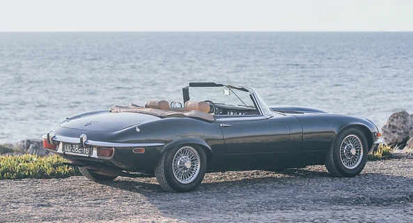 location-JAGUAR-Nice-roadstr