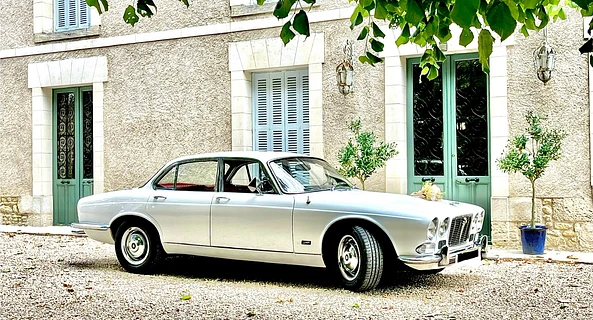 location-JAGUAR-Amboise-roadstr