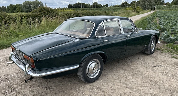 location-JAGUAR-Hazebrouck-roadstr