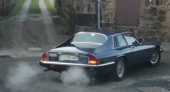 location-JAGUAR-Asnières-sur-Seine-roadstr