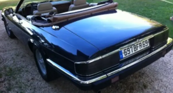 location-JAGUAR-Vaulx-en-Velin-roadstr