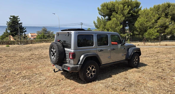 location-JEEP-Carqueiranne-roadstr