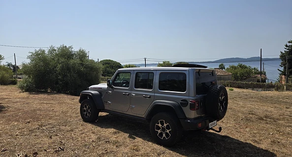 location-JEEP-Carqueiranne-roadstr
