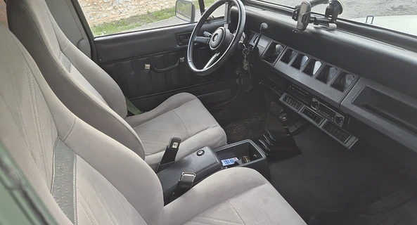 location-JEEP-Castetner-roadstr